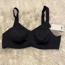 Knix Bra 5 Black Padded V Neck Evolution Wireless Back Close Removable Pads NEW