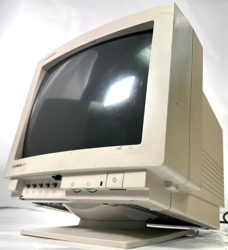 Vintage Samsung SyncMaster 3N 13.5 CRT PC Monitor Retro Gaming Display CSJ4927A - Picture 3 of 10