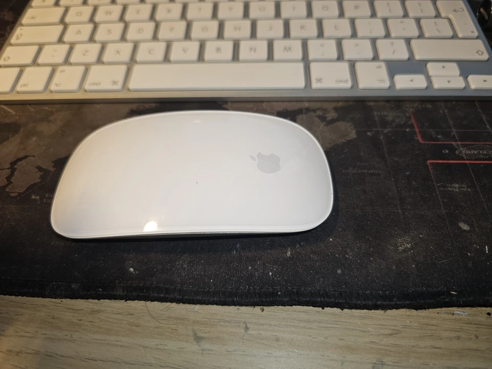 Genuine Apple Magic Keyboard, Mouse and Trackpad Wireless Set - Battery Models - Image 2 of 4