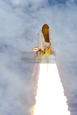 ATLANTIS FINAL SHUTTLE LAUNCH OVER KENNEDY SPACE CENTER JULY 2011 4X6 PHOTO