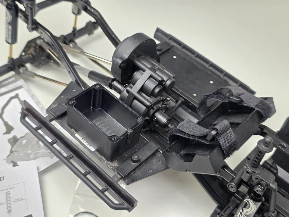 Element Enduro Knightwalker Roller Slider Upgraded IFS2 1/10 RC Crawler Toyota - Image 3 of 4