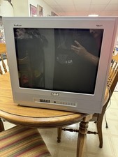 VTG RCA TruFlat 20 CRT TV Retro Gaming Video DVD Flat Screen AV S Port F20TF10