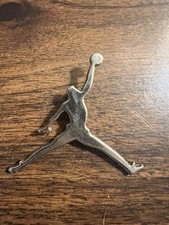Dije de jugador de baloncesto - plateado