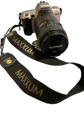 Minolta Maxxum STsi Camera  Tamron 70-300 1:4-5.6 LD Tele Macro 1:21  Bag