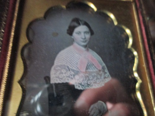 1/6 Plate  Antique DAGUERREOTYPE -  WOMAN w/ RED COLLAR   #34