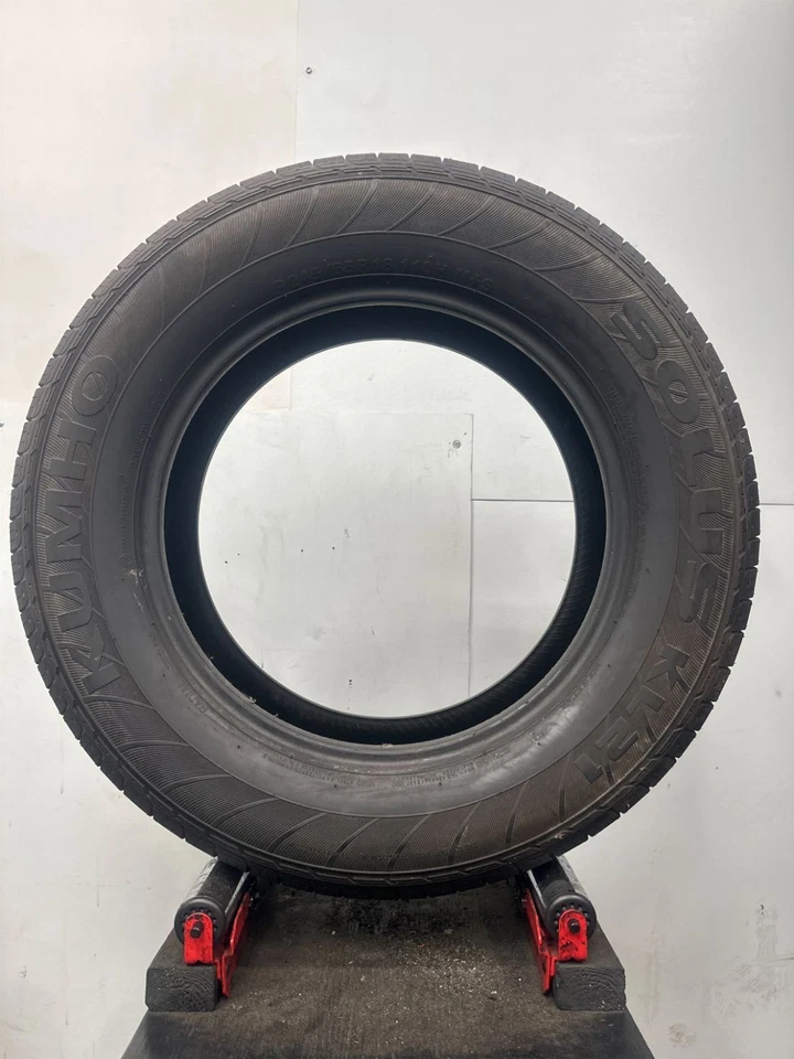 1 Used Kumho Solus KL 21 P245/65R18 2456518 245/65/18 110 H - 10/32 - Image 4 of 4