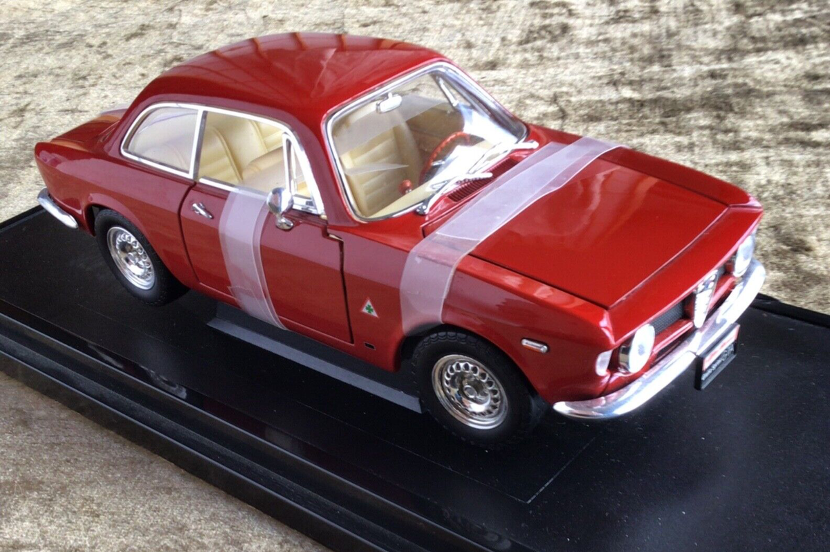 ミニカー 1965 ALFA ROMEO GIULIA SPRINT GTA 1/18 Road Signature 1965 Alfa Romeo Giulia Sprint GTA 1/18 | eBay