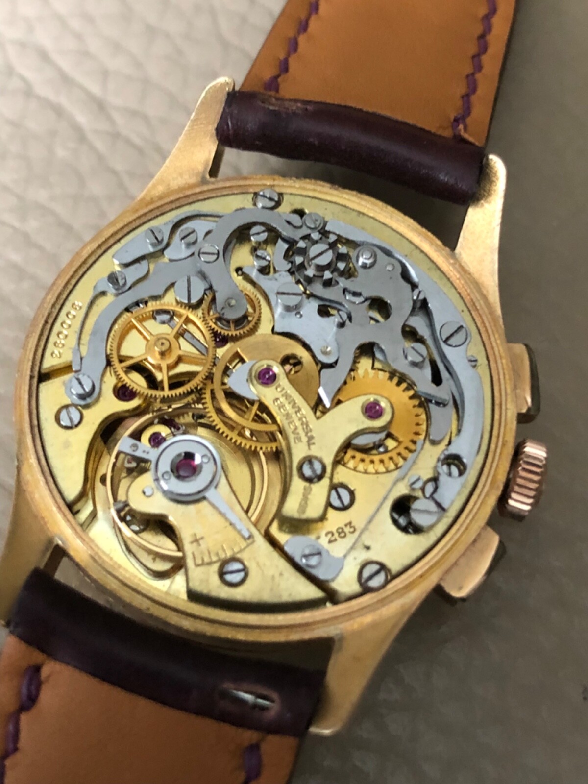 Universal Geneve 18k Rose Gold 34mm, original buckle, crown