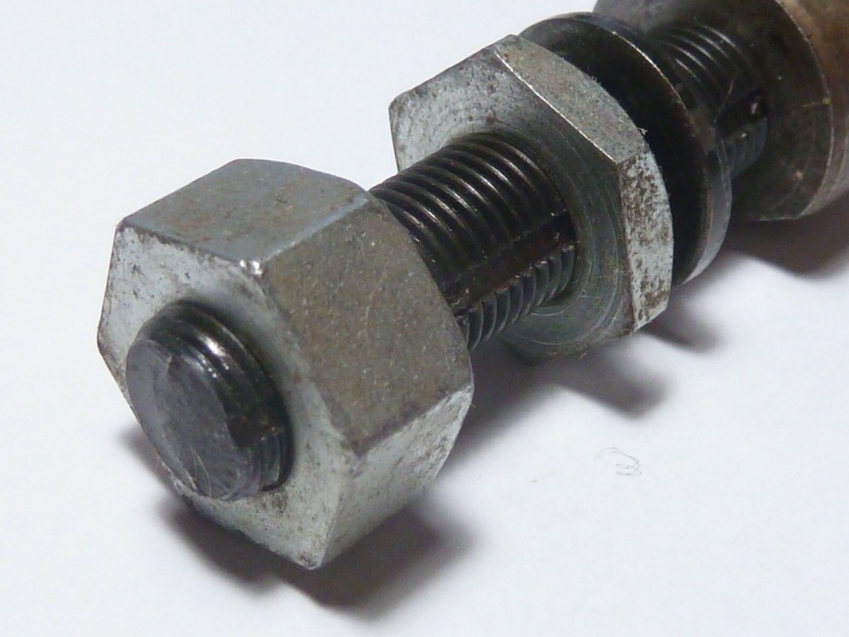 Axe De Roue Pour Vélo Ou Solex – Ancien 10/11mm, Longueur 14mm Avec Rainure (pour Pièces)