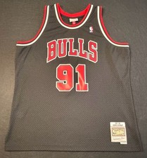 DENNIS RODMAN CHICAGO BULLS MITCHELL NESS HARDWOOD CLASSICS 1997 BLACK JERSEY