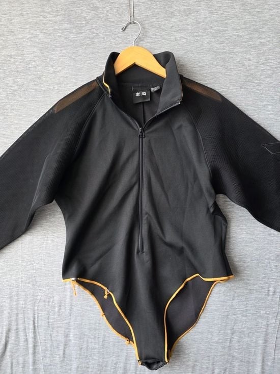 Seller photo, eBay