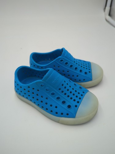 Native Youth Child Jefferson Slip On Waterproof Shoes Aqua Vivid Blue C5 - Picture 4 of 7