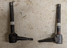 Original Ferguson TE20 Front Axle Spindles