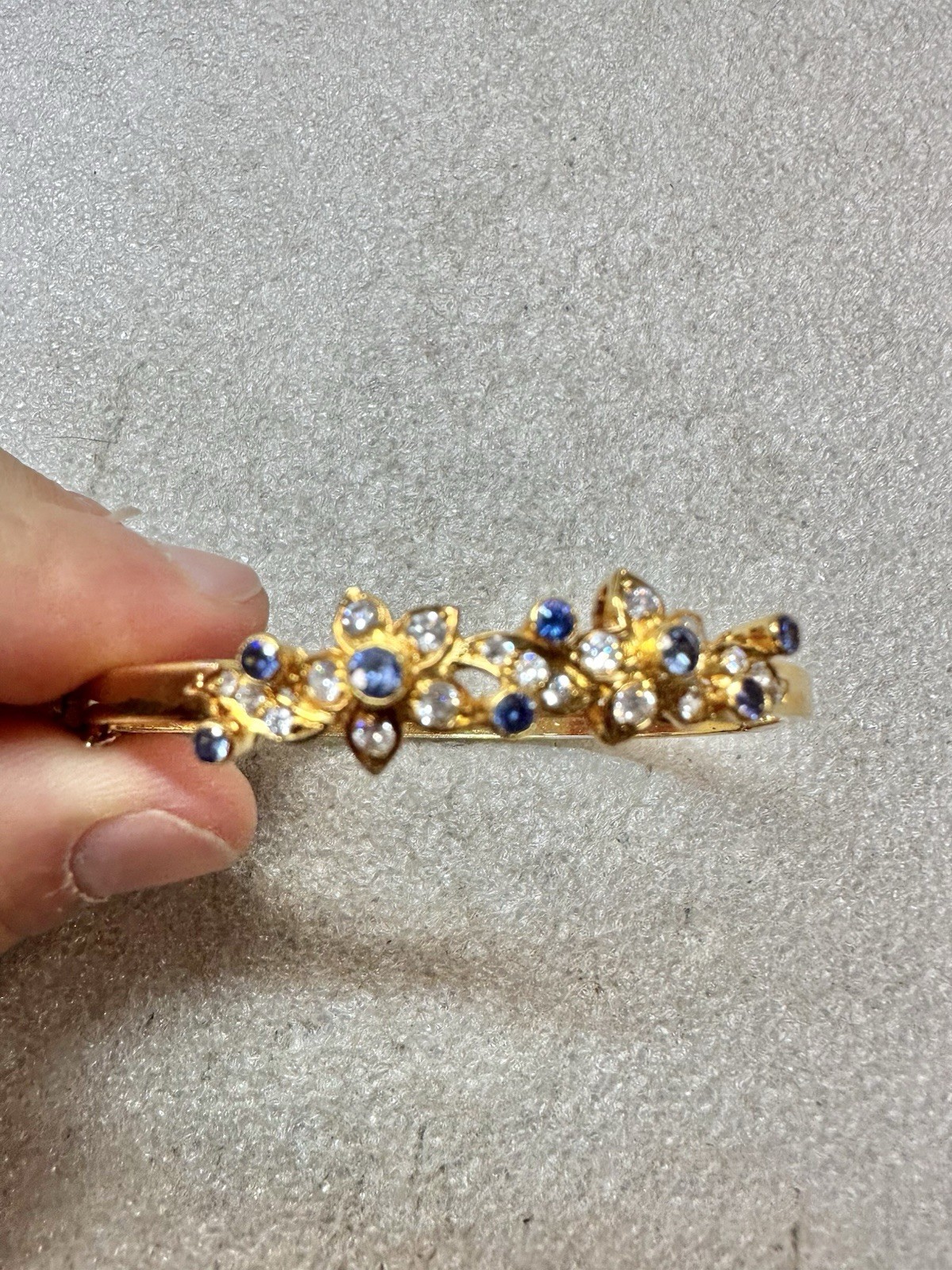 KADA Bangle Hinged Bracelet Bangle - image 1