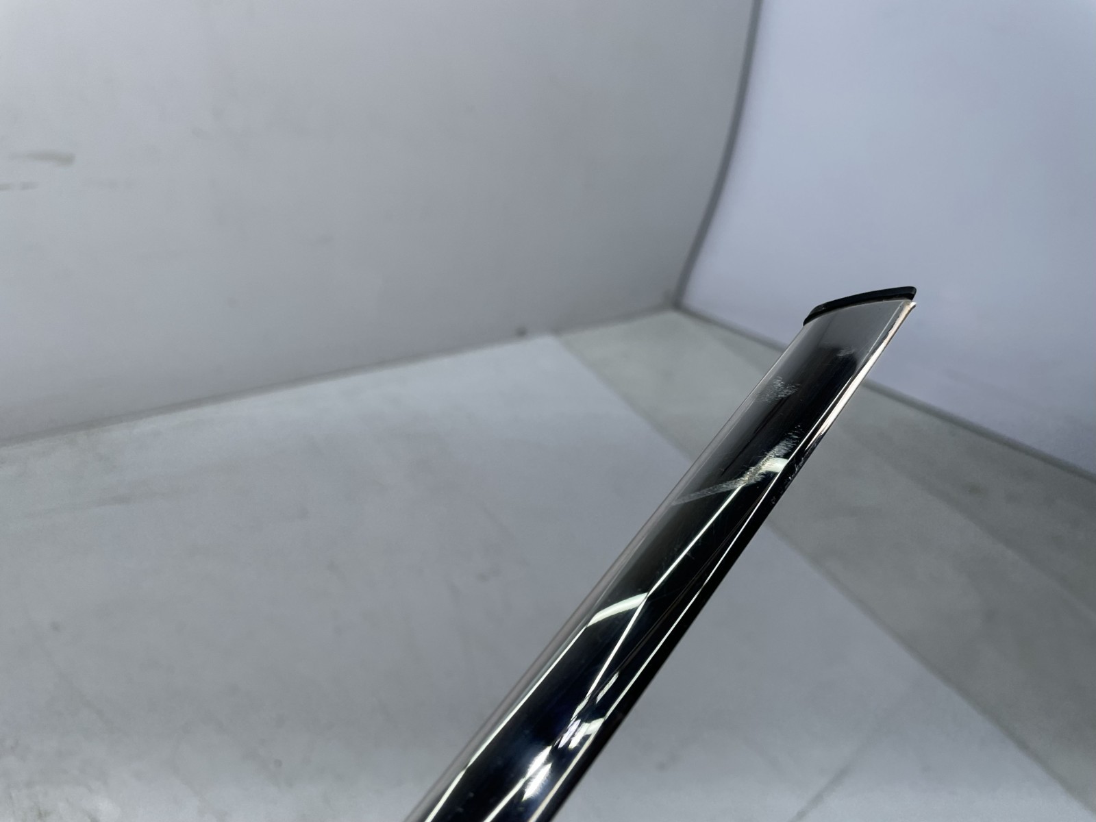 ✅ 12-17 OEM Bentley Continental GT Coupe Front Left Driver Door Window Molding