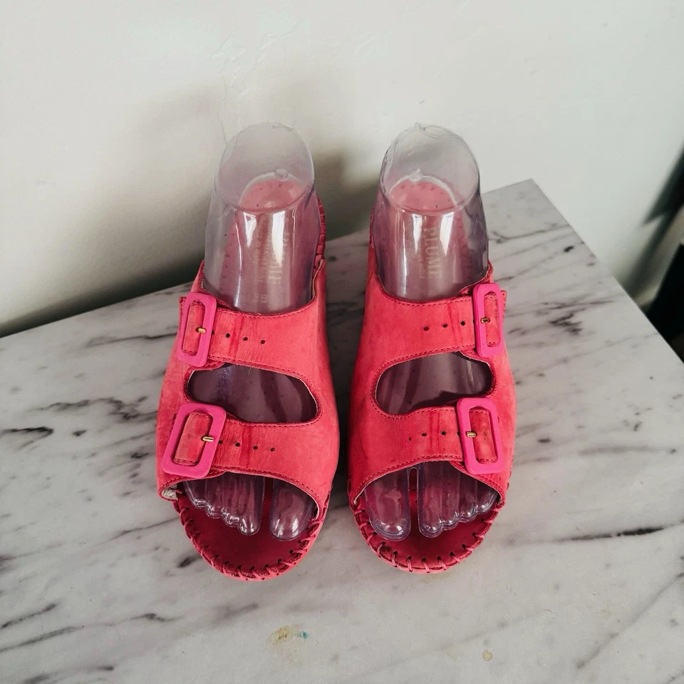 La Plume Pink Jen Suede Leather Buckle Sandals Women’s Size 7.5 - Image 3 of 4