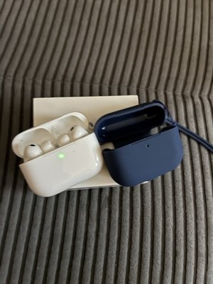 Apple AirPods Pro 3rd Generation - MagSafe, Noise Canceling etc mit Restgarantie