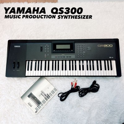 Yamaha QS300 61-Key Synthesizer Workstation XG Sequencer Keyboard 
