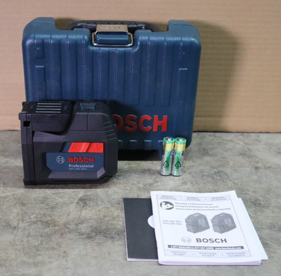 Bosch GPL100-30G 3 Point Laser Level - Black