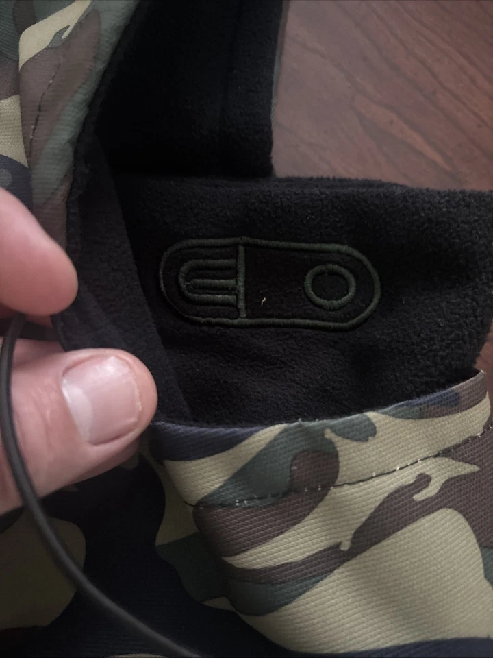 Capucha forrada de lana Airblaster Dinoflauge talla única para la mayoría Foto 2 de 4