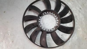 Volkswagen Passat 2000 Fan Blade 058121301B, Genuine #646181-53