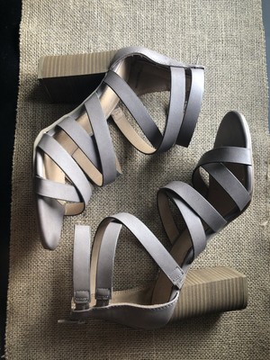 american eagle strappy sandals