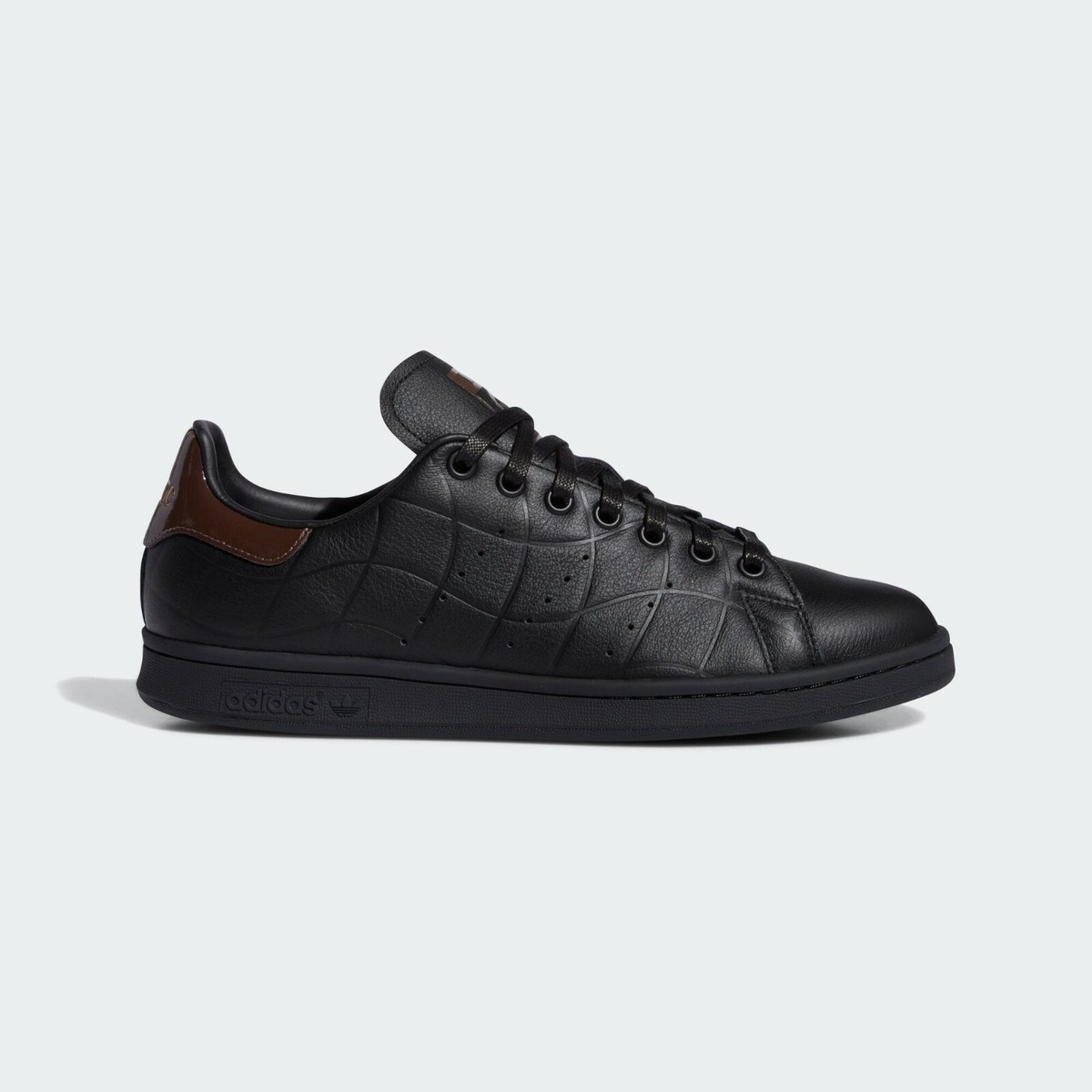 シューズ(男性用) StanSmith ZOZO CHAMPIONSHIP \"Core Black\" Adidas launches limited-edition Stan Smith golf shoe to celebrate