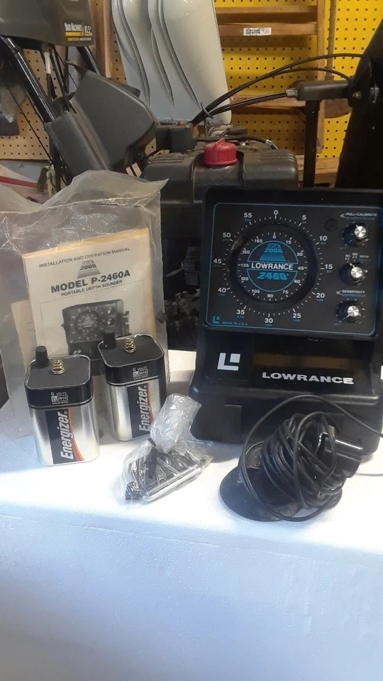 Buscador de peces de la vieja escuela  Foto 3 de 4