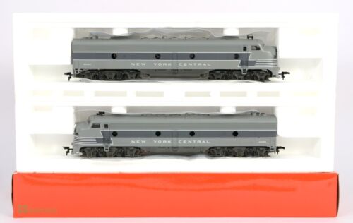 RIVAROSSI HO BOXED 6240 EMD E8 NYC UNITS EXC RUNNER LIGHTS TEST RUN ONLY MINT - Afbeelding 1 van 5