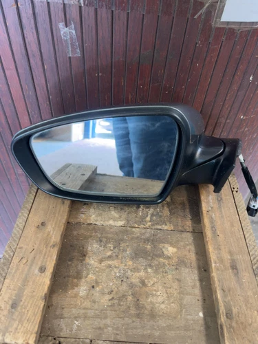 2016-18 Kia Forte Hatchback Left Power Door Mirror w/ Turn Signal OEM 87610B0010