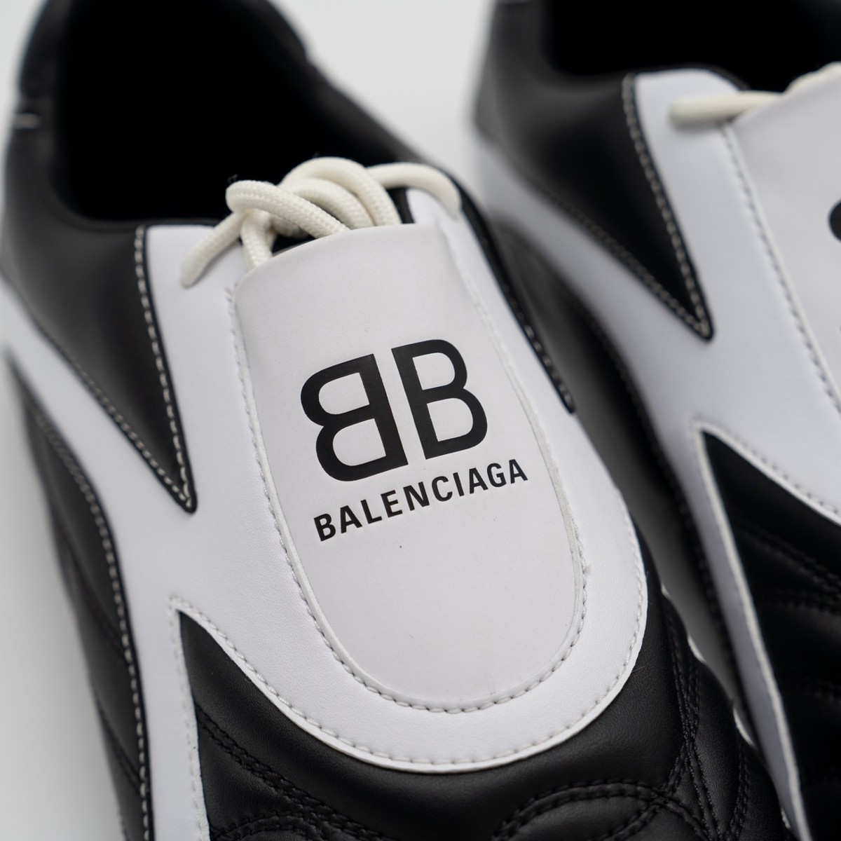 Size 44 - Balenciaga Zen Sneakers Black White Leather | eBay