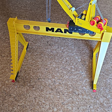 Playmobil Hafen-Containerkran/Portalkran gelb mit Seilwinde, MAN-Aufdruck