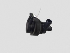 Pompe à eau Volvo V40