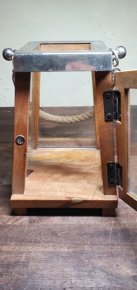 Vintage Rop Handle 9" Wooden Candle Lantern Large Brown Glass Candle House - Image 4 of 4