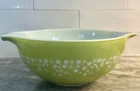 Vintage Pyrex Spring Blossom CRAZY DAISY Green CINDERELLA Mixing Bowl 2.5 L 443