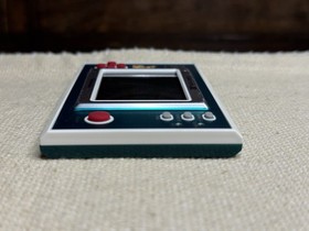 Nintendo Game and Watch DONKEY KONG Jr.  Nice and in Working - Clean