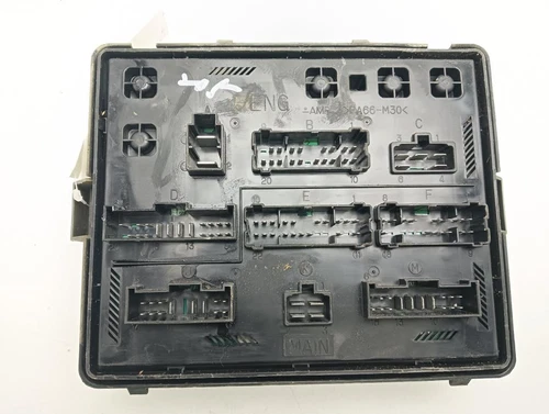 8231008010 Caja Reles/Fusibles para SSANGYONG REXTON 2007 8977142 - Imagen 3 de 10
