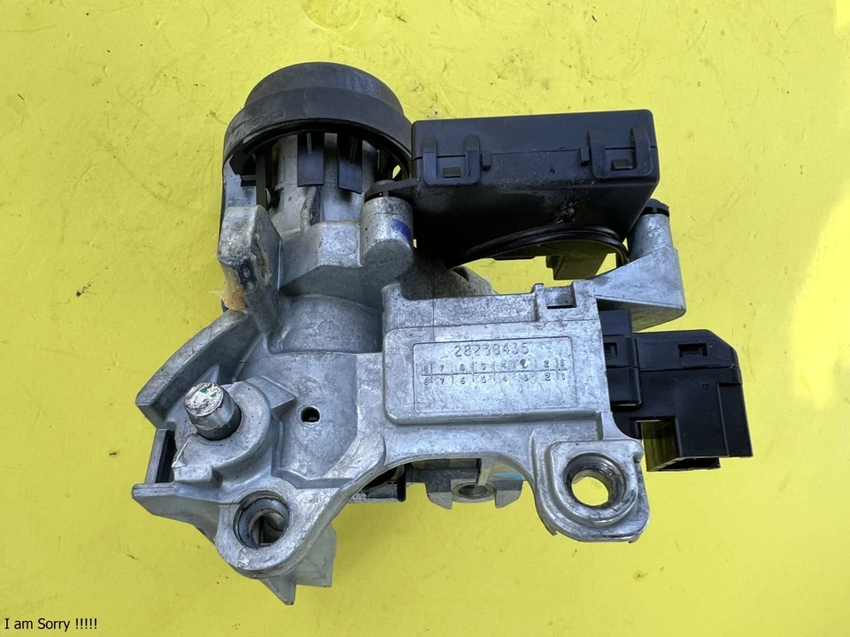 2015 CHEVROLET TAHOE STEERING IGNITION SWITCH LOCK W/OUT KEY OEM 13500157 - Image 3 of 4