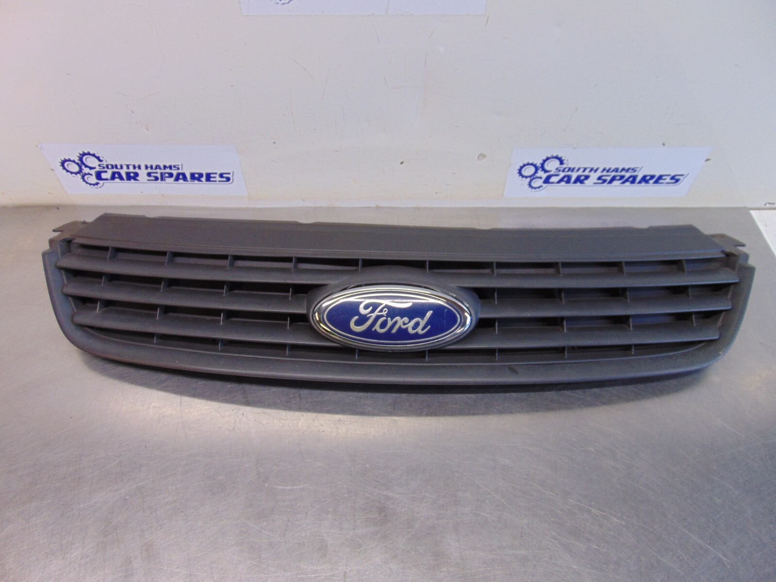 Ford CMax Front Grille Facelift 0810 Grill Lock Latch Matt