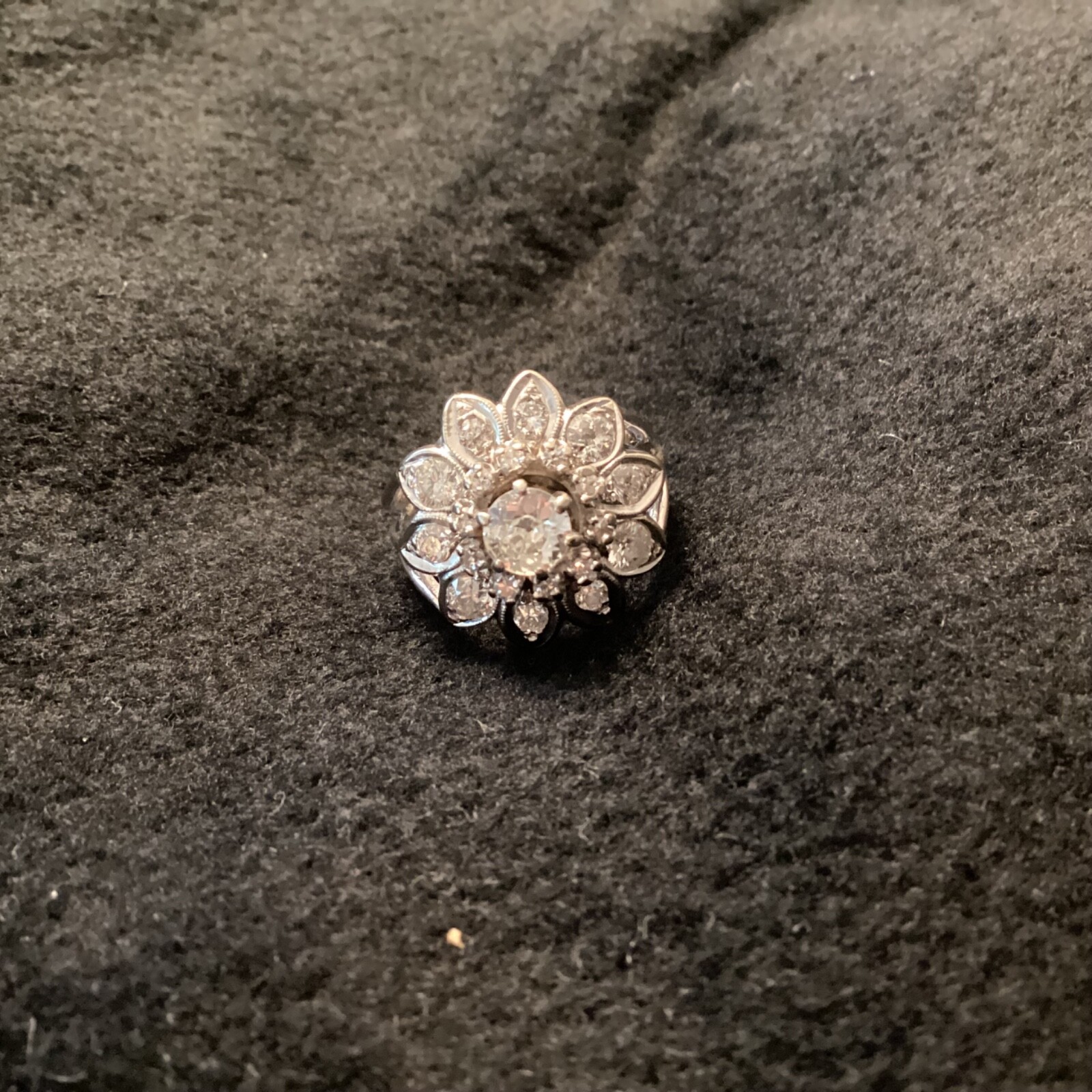 antique diamond ring - image 2