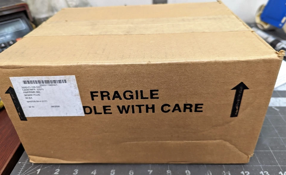 (88) Bujías AUTOLITE 985, Resistencia Cobre (22 4 PAQUETES) EMISIÓN MILITAR [A6S5 Foto 2 de 4