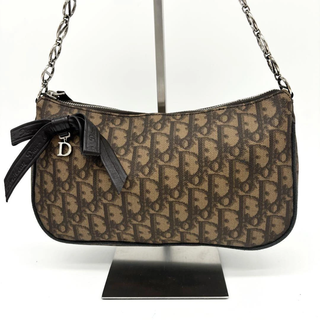 Sac à main Christian Dior trotteur romantique support D marron noir ruban argent