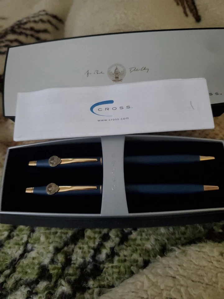 Juego de lápices de regalo de cruz de la Casa Blanca sello presidencial George W. Bush Foto 2 de 4