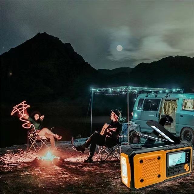 5000mAh Emergency Hand Crank Radio AM FM SW Solar Power Bank Torch LED ...