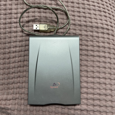 FDD USB Diskettenlaufwerk  extern 3,5 Zoll Floppy Disk Drive USB-F3502-2X