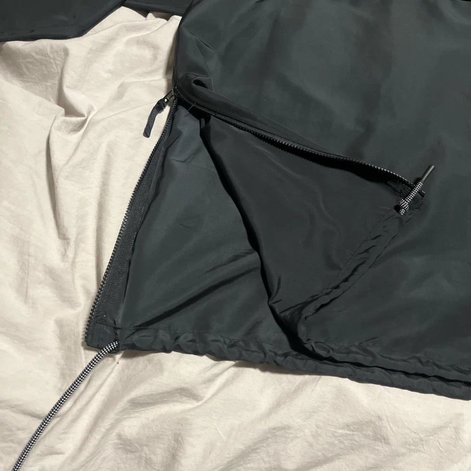 RVCA Jacket Mens 2XL Large Black Hooded Windbreaker Full Zip Chest Pocket  Logo - Image 4 of 4