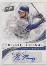 2018 Panini Black Friday Private Signings Max Muncy #MM Auto 2m4