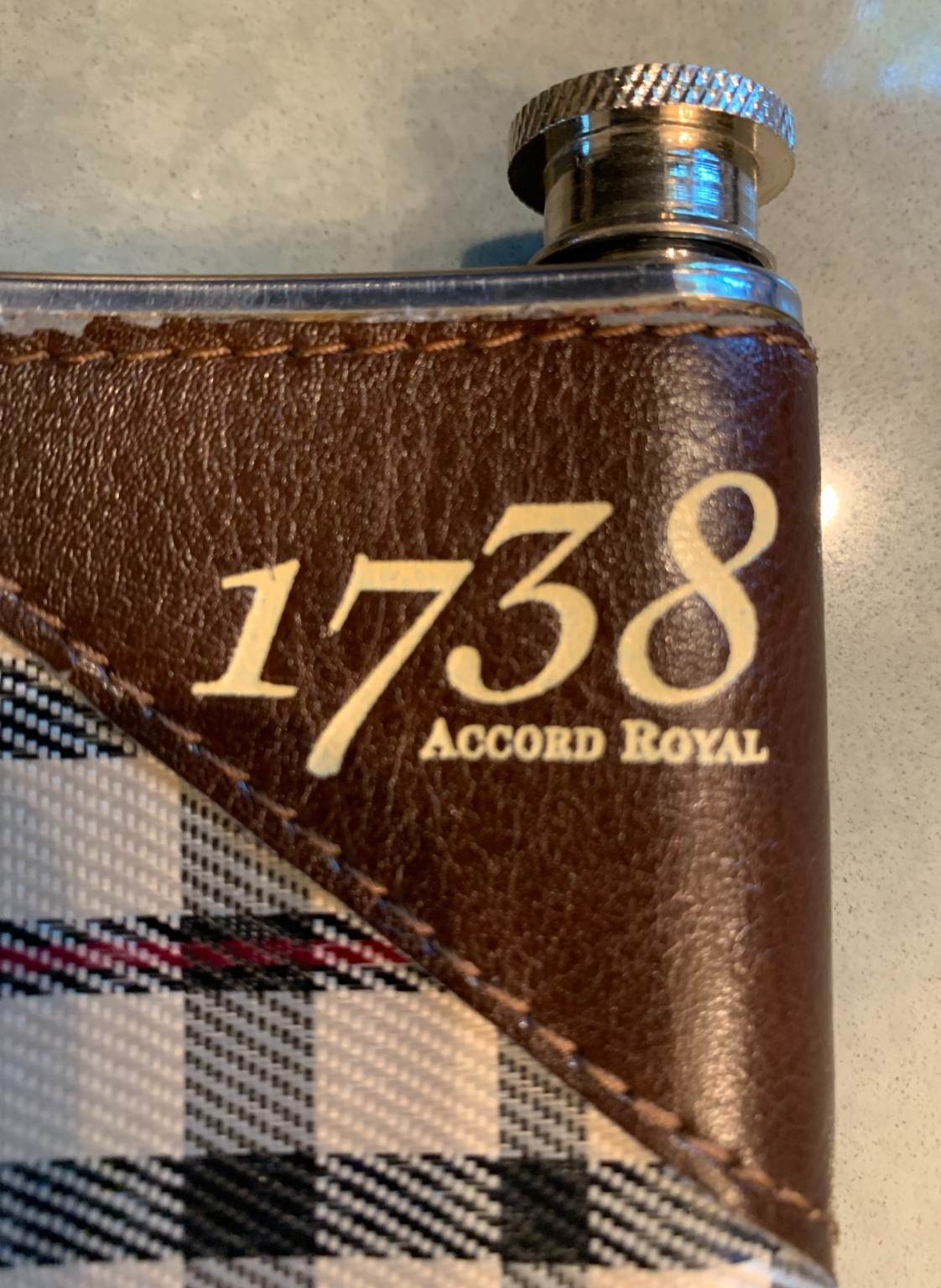 REMY MARTIN COGNAC 1738 Accord Royal Flask 5 oz Tartan Leather Stainless Steel