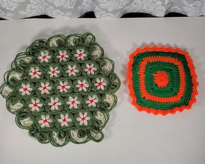 Vintage granny hot pads trivet -green red white red-crocheted, double daisy