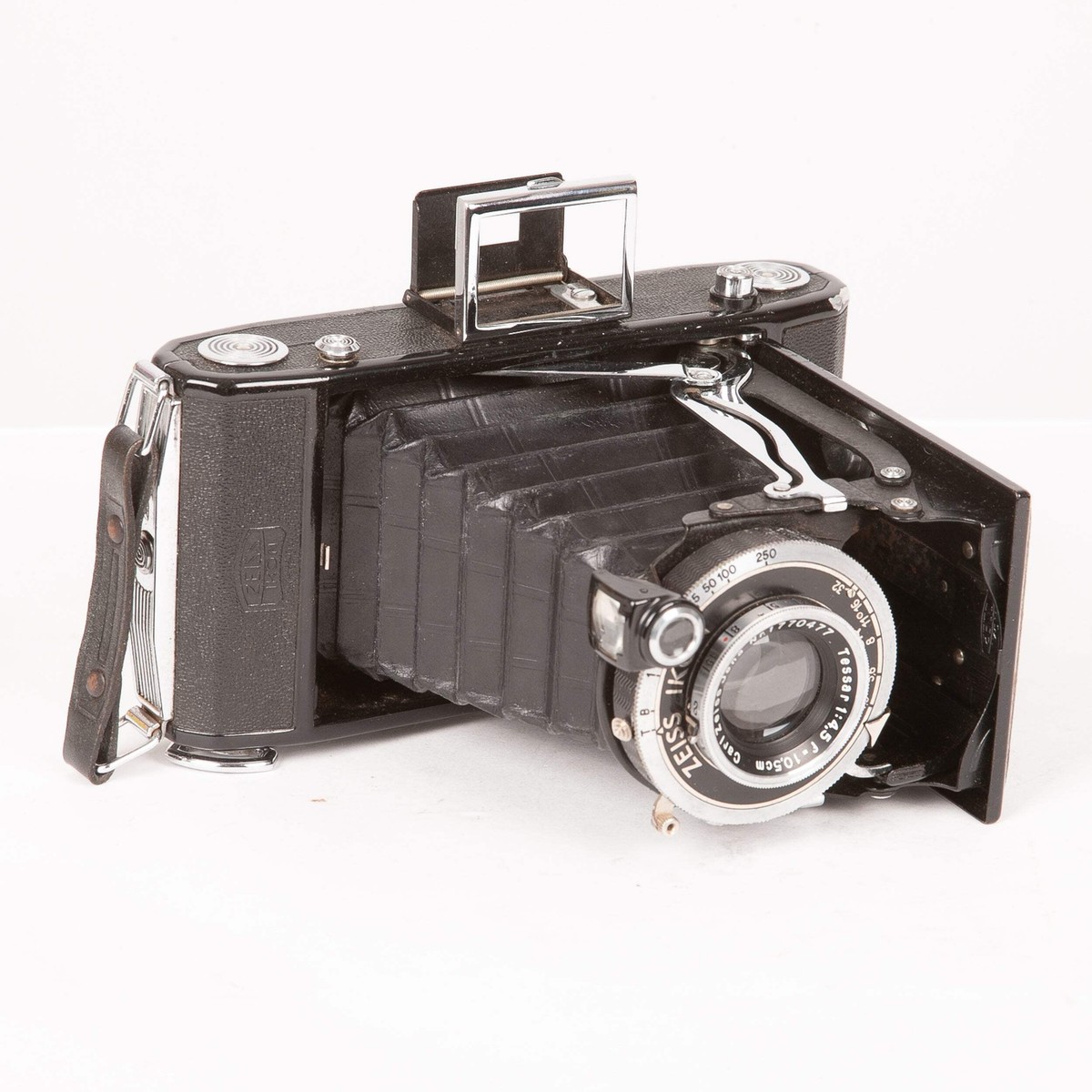 Zeiss IKonta 6x9 Nettar With Carl Zeiss Jena Tessar F/4